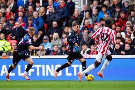 战报：斯托克城 5-1 布里斯托尔城